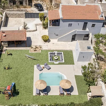 Villa Sivaszen Luxury Villa, With Heated Pool & Whirlpool, By Thinkvilla Sívas
