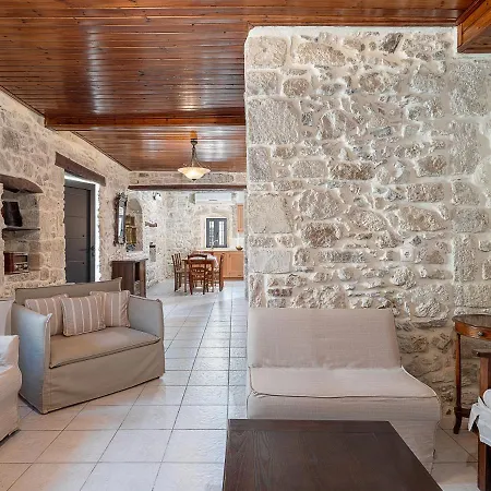 Sivaszen Luxury Villa, With Heated Pool & Whirlpool, By Thinkvilla Villa Sívas