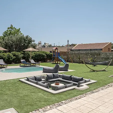 Sivaszen Luxury Villa, With Heated Pool & Whirlpool, By Thinkvilla *